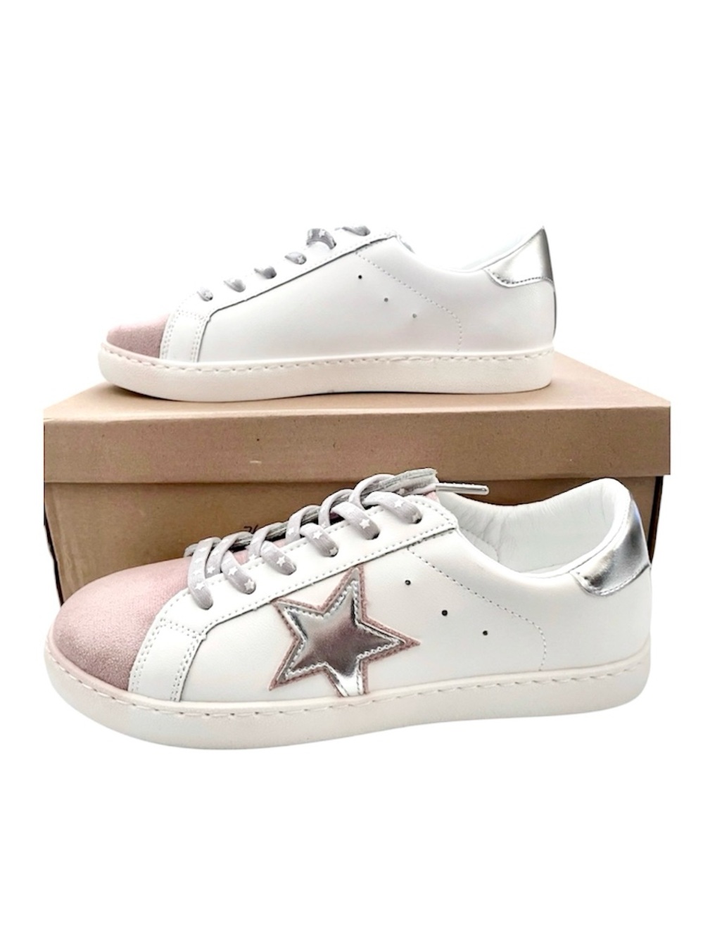 VINTAGE HAVANA Bianca Star Fashion Sneaker in Blush White Silver Size 8 NIB